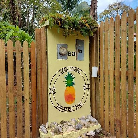 Casa Oceana Bed & Breakfast Бокас-дель-Торо Экстерьер фото