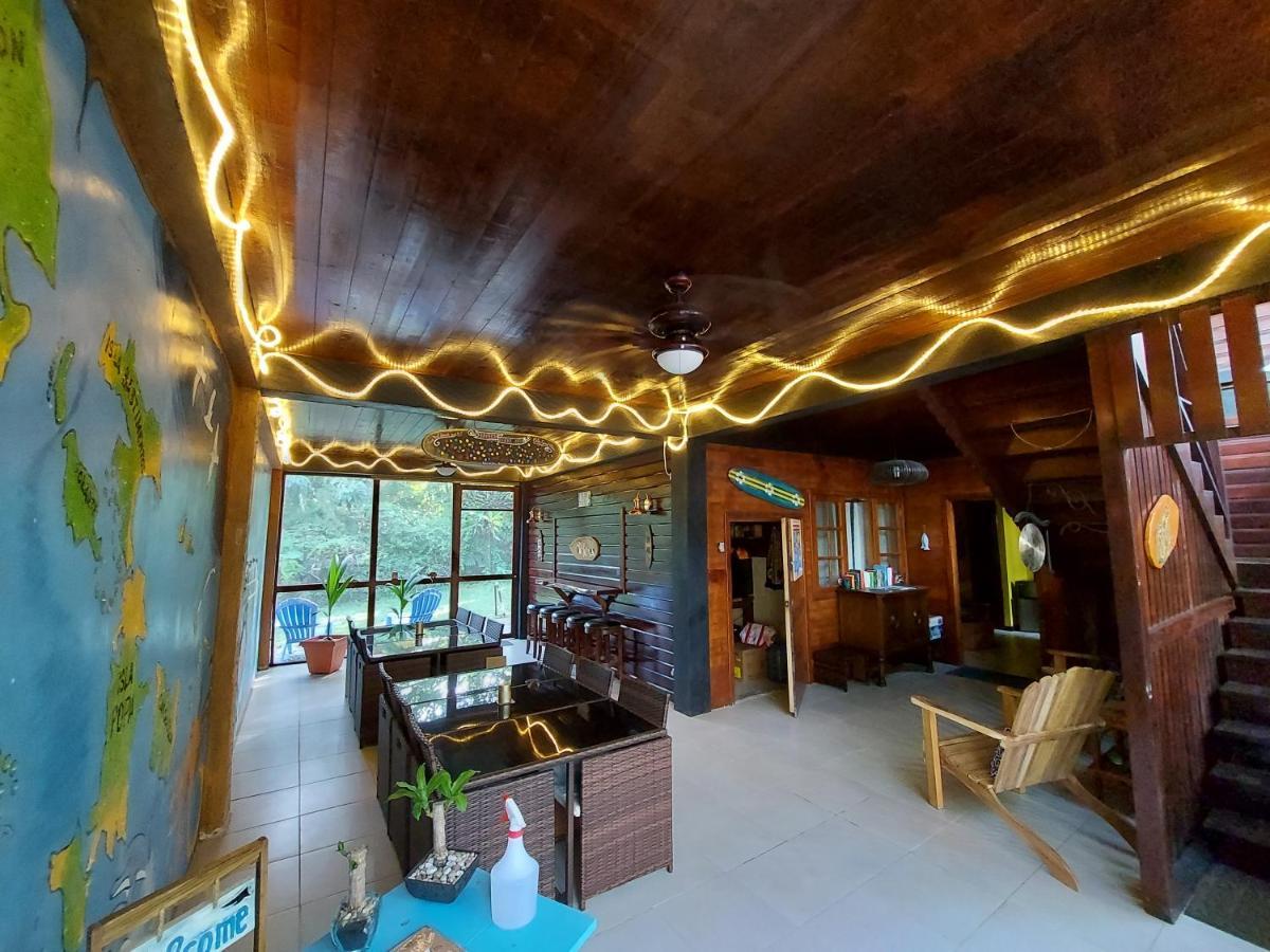 Casa Oceana Bed & Breakfast Бокас-дель-Торо Экстерьер фото
